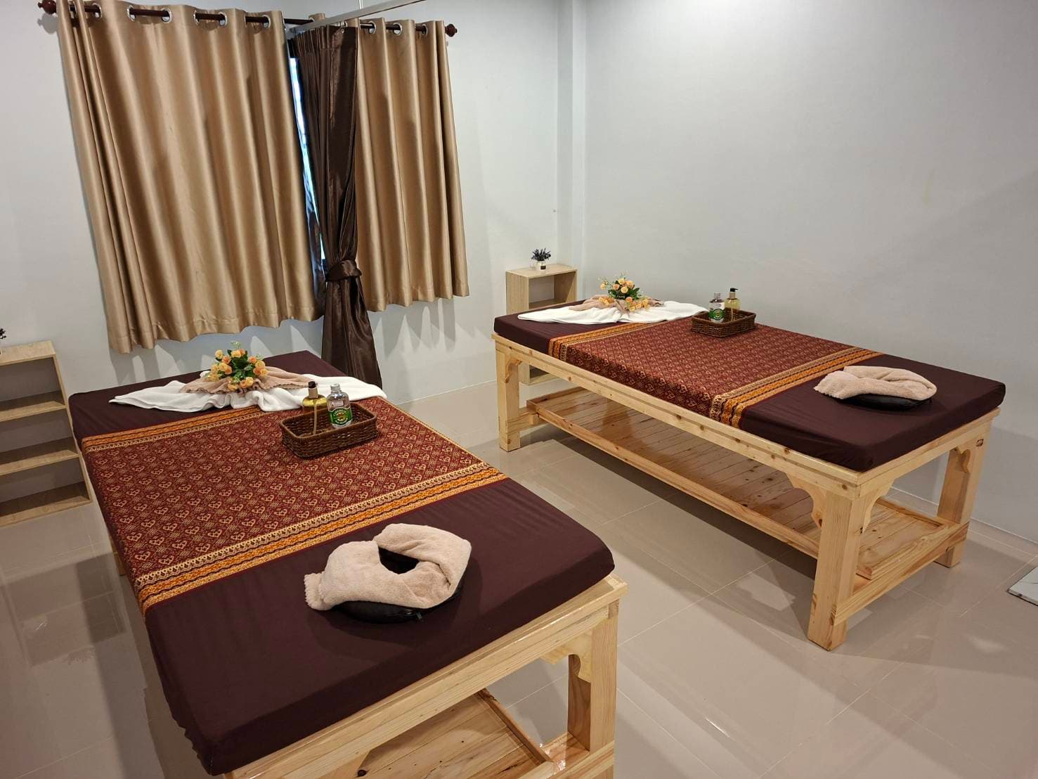 ภาพ 3 ของ Pleng Pin Thai Massage - เพลงพิญ นวดเพื่อสุขภาพ