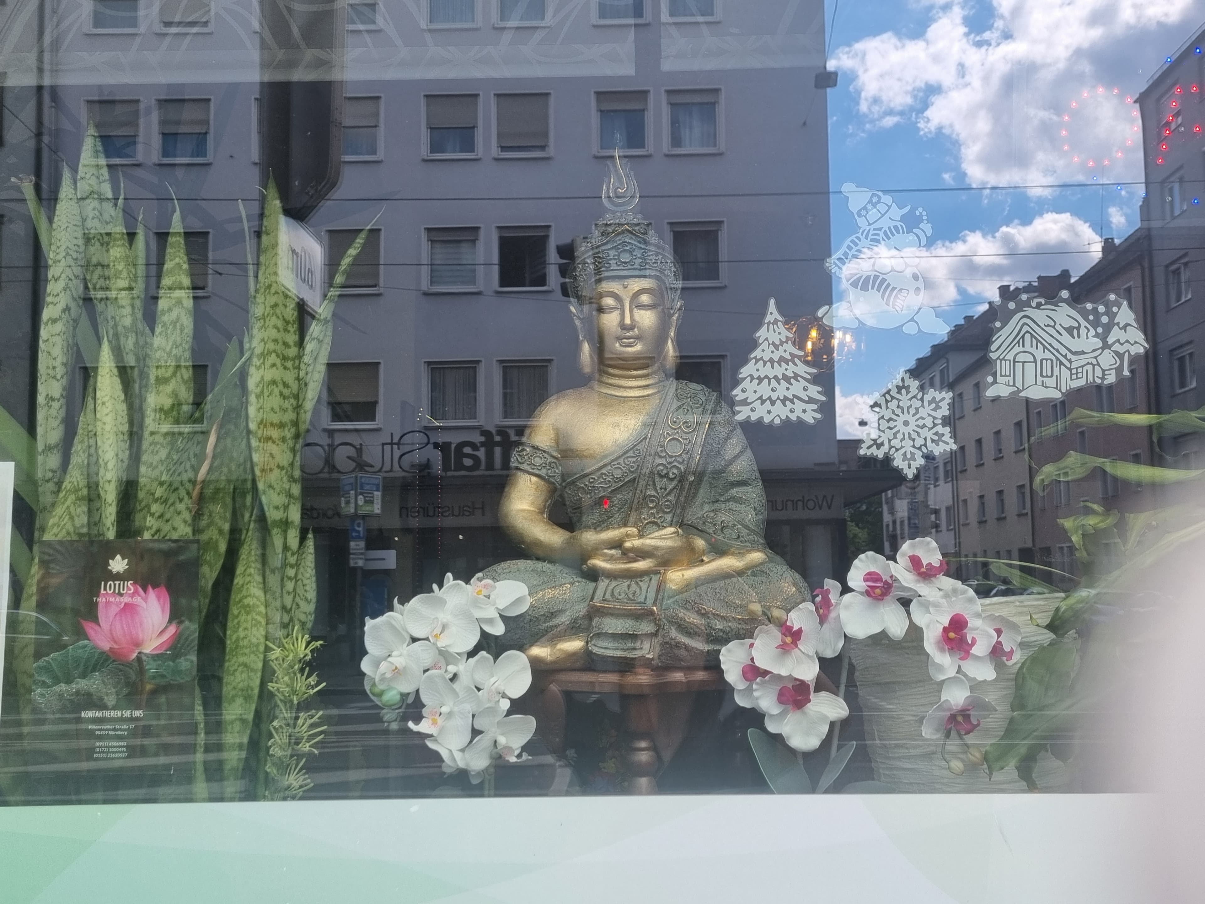 Foto 3 von Lotus Thailändische Druckmassage