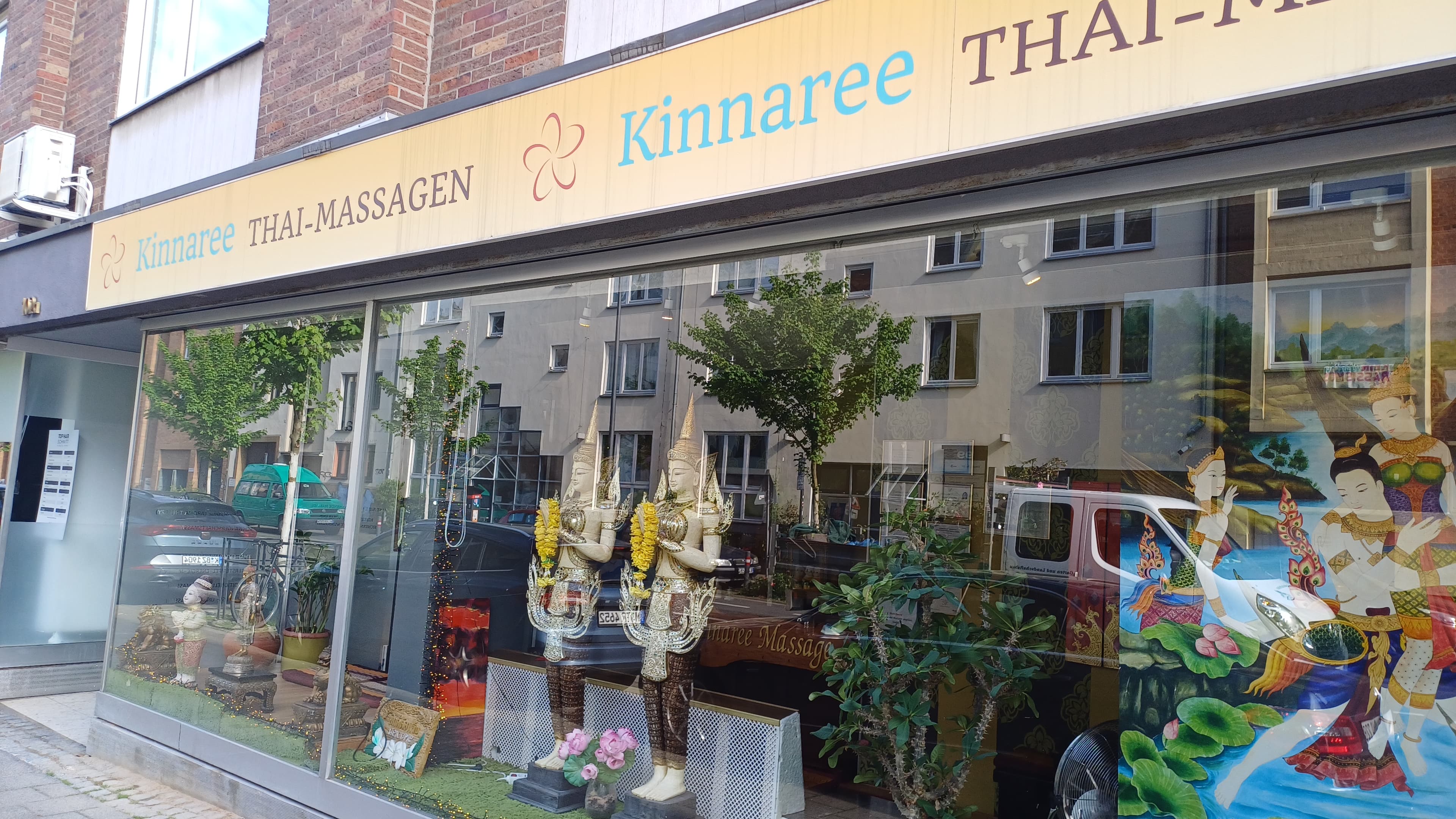 Foto 3 von Kinnaree Thai-Massagen