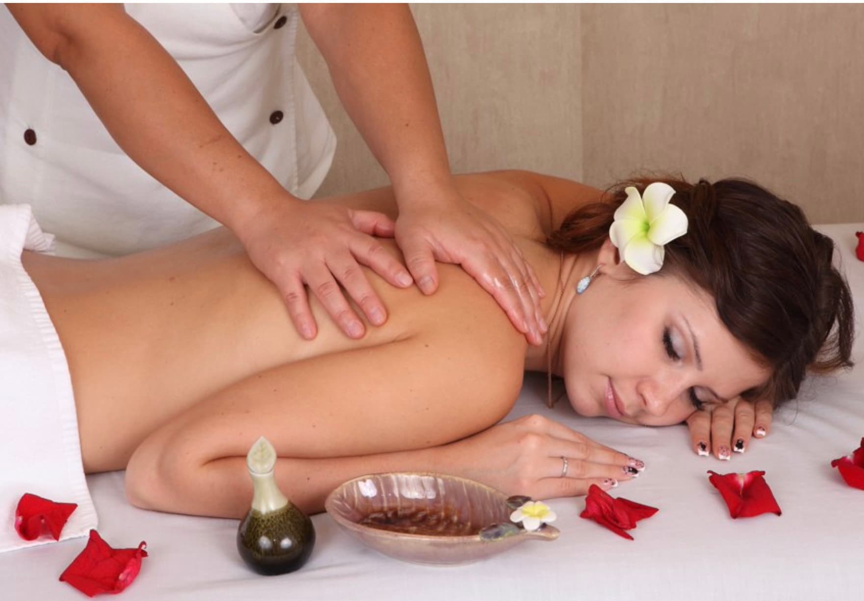 Foto 3 van Tiya-Tan Spa & Thai Massage Beverwijk