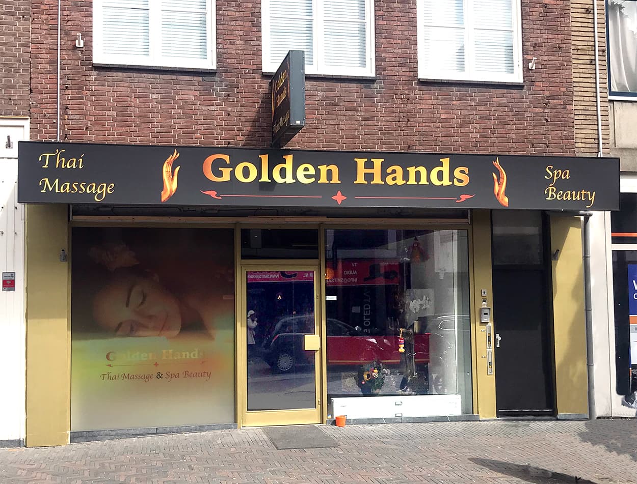 Foto 2 van Golden Hands World & Wellness