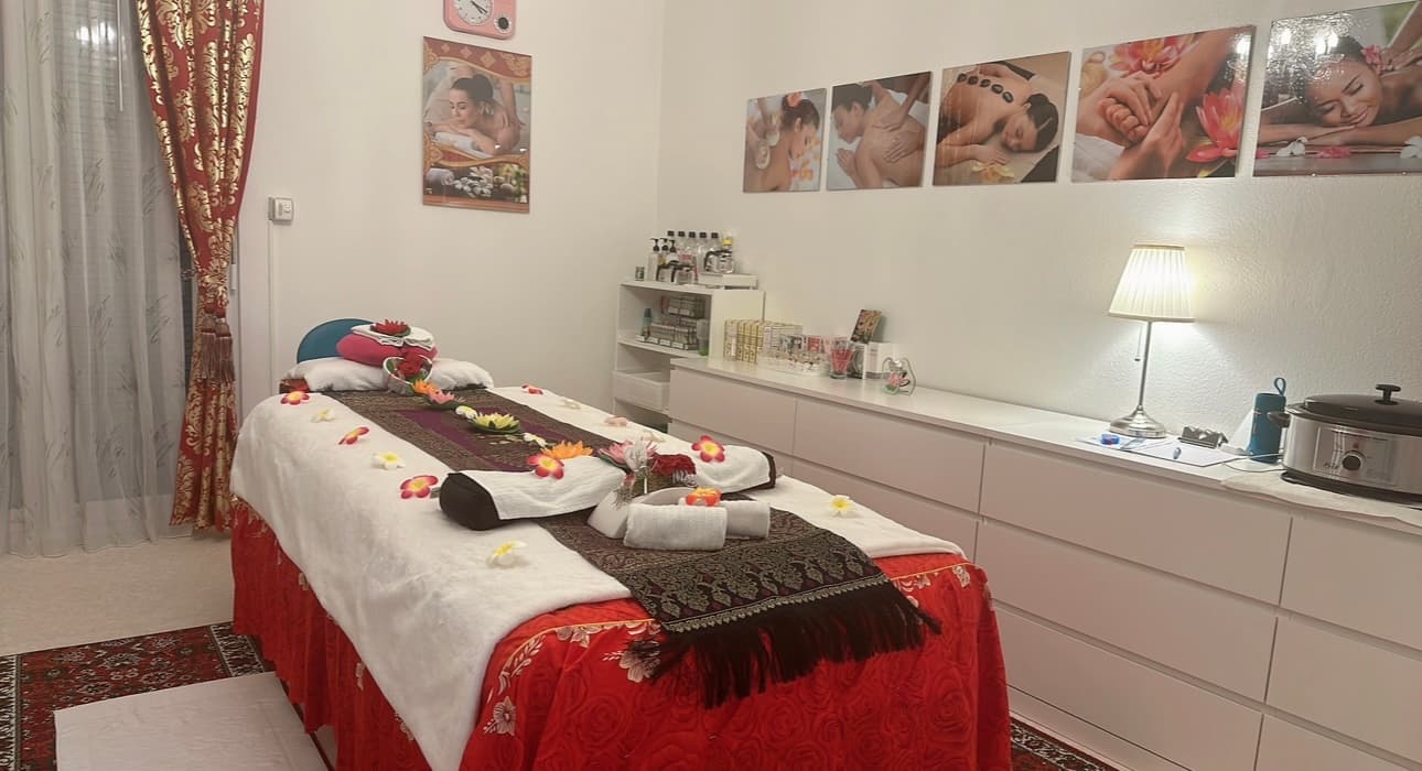 Foto 2 von Gold Hand Thai Massagen & Spa by Kannika - Frauenfeld